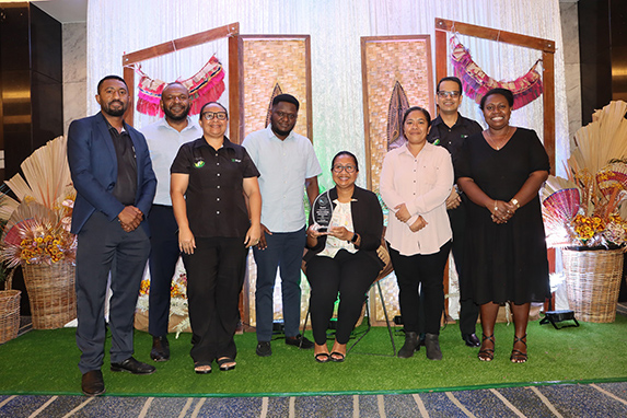 BSP Wantok Wallet receives PNGCORE Service Member Recognition Award